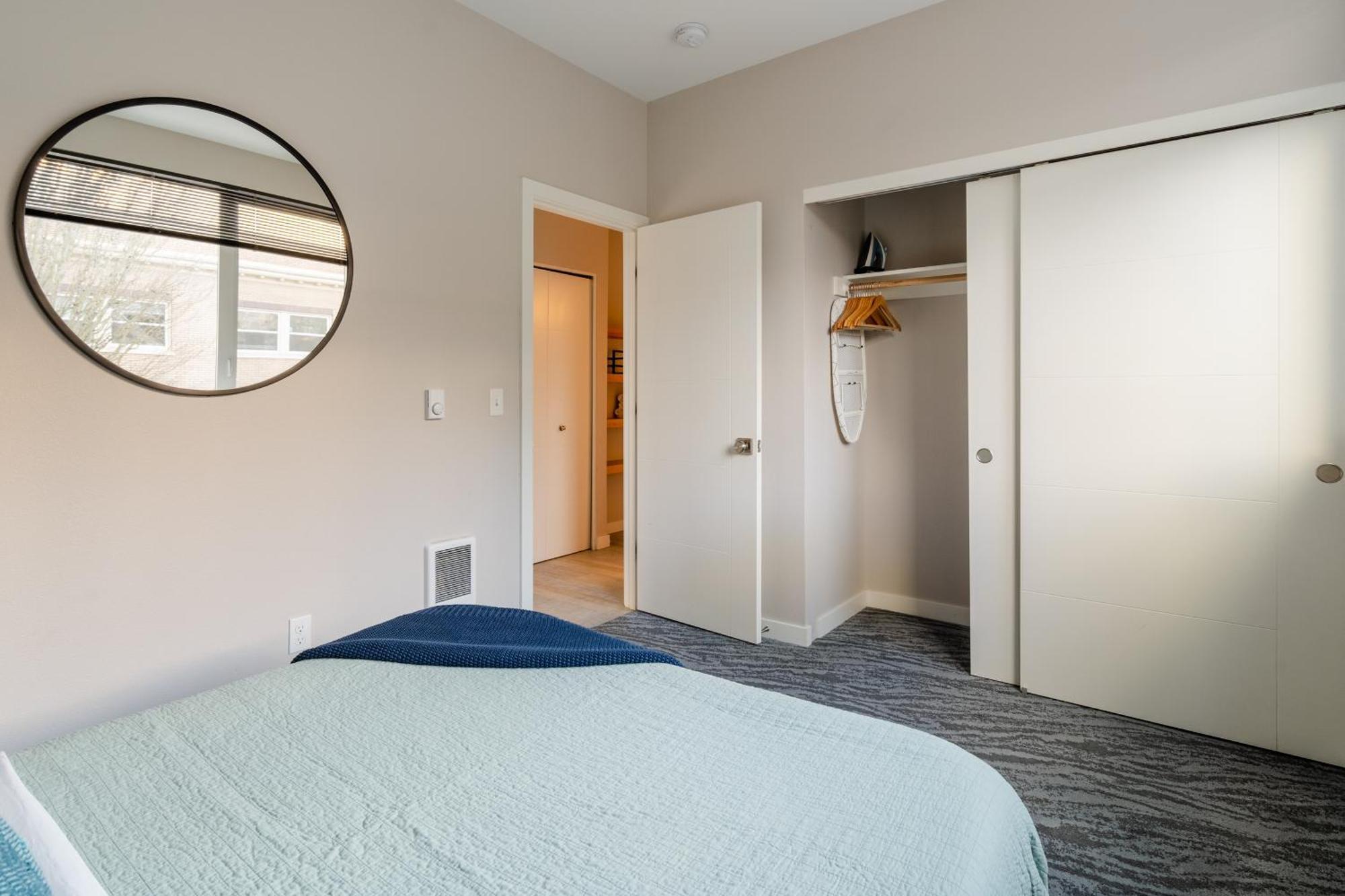 The Mid-Century Cabin In Portland - Thrift & Eat 外观 照片